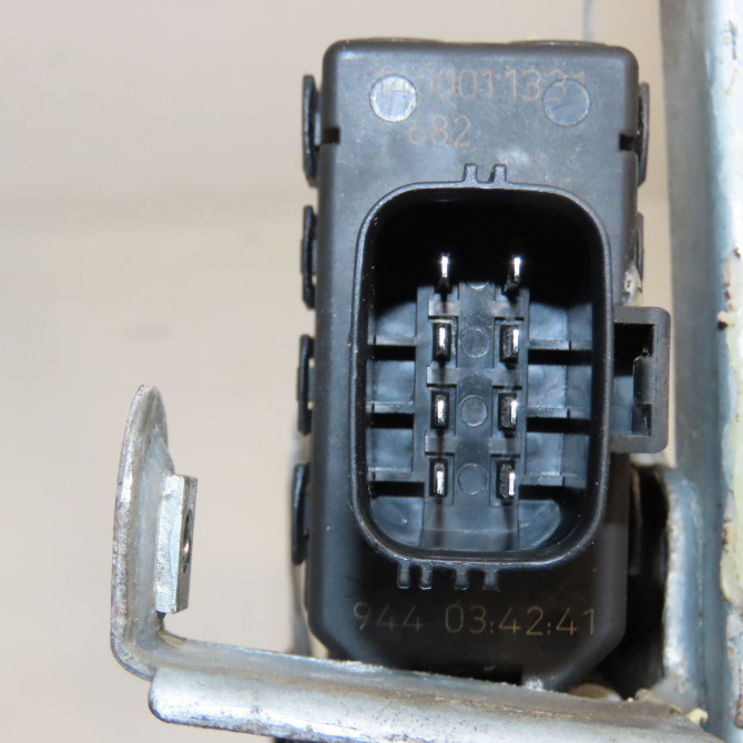 Mecanisme+moteur leve-glace arg occasion FORD MONDEO II Phase 1 09-2000->06-2007 2.0i 145ch 1320875 4