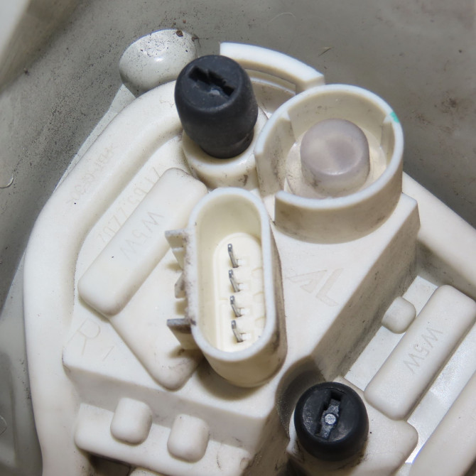 Feu arrière droit occasion OPEL ASTRA IV ASTRA IV Phase 2 2012-07-01->2016-04-30 13319948 3