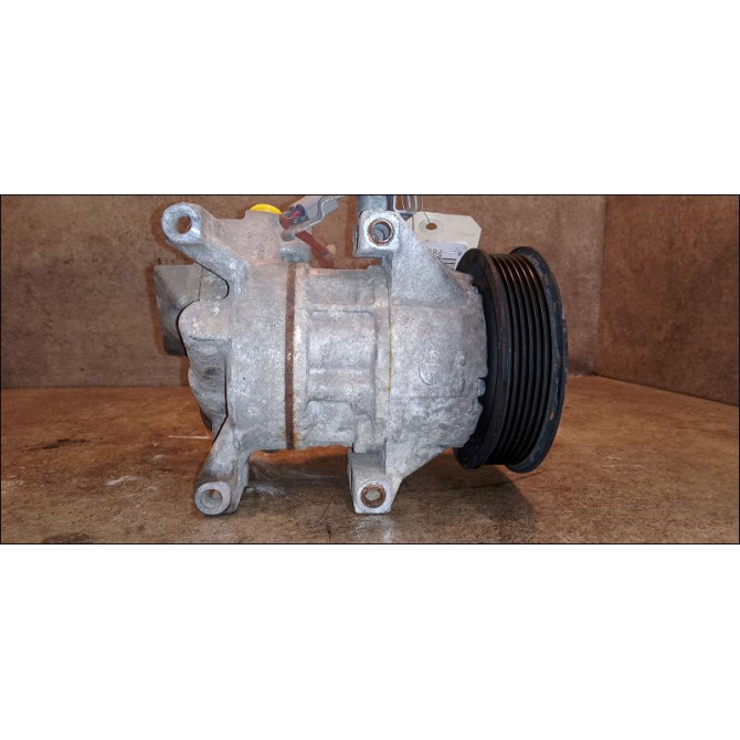 Compresseur air conditionne occasion TOYOTA YARIS II Phase 1 12-2005->11-2009 1.4 D-4D 883100D212 3
