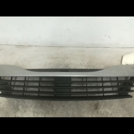 Calandre occasion RENAULT LAGUNA II Phase 1 11-2000->03-2005 1.8i 117ch 8200390126