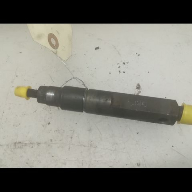 Injecteur occasion RENAULT MEGANE I Phase 2 03-1999->06-2003 1.9 DTI 7700112880 2