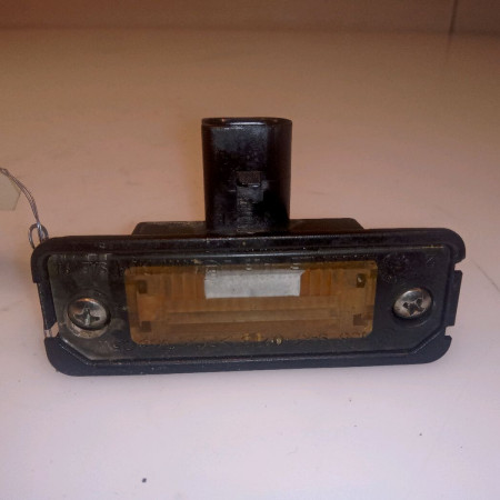 Eclaireur plaque de police d occasion VOLKSWAGEN POLO IV Phase 2 05-2005->09-2009 1.4 TDI 70ch 1J6943021B