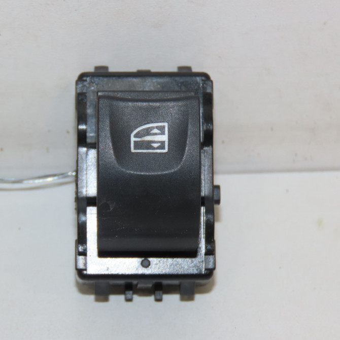 Commande lève-glace porte avant droite occasion RENAULT SCENIC III Phase 1 04-2009->11-2011 1.6 DCI 130ch 1
