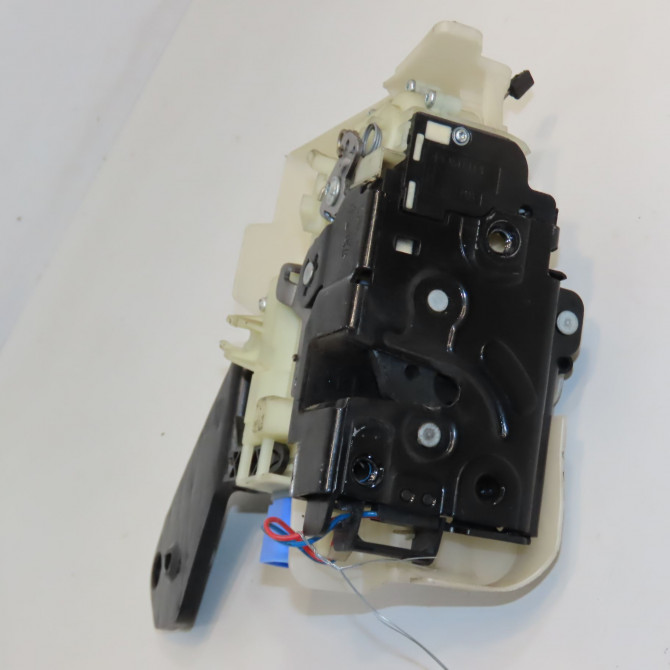 Serrure porte avd occasion VOLKSWAGEN TRANSPORTER VI Phase 1 06-2015->... 7E1837016B 1