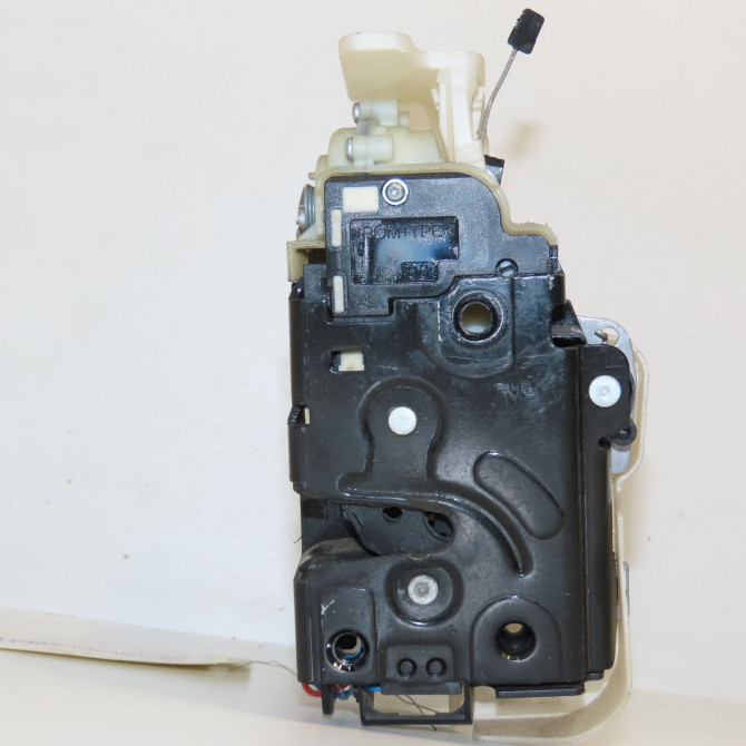 Serrure porte avd occasion VOLKSWAGEN TRANSPORTER VI Phase 1 06-2015->... 7E1837016B 3