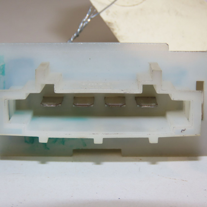 Resistance de chauffage occasion VOLKSWAGEN CADDY III Phase 1 03-2004->07-2010 1.9 TDI 105ch 2