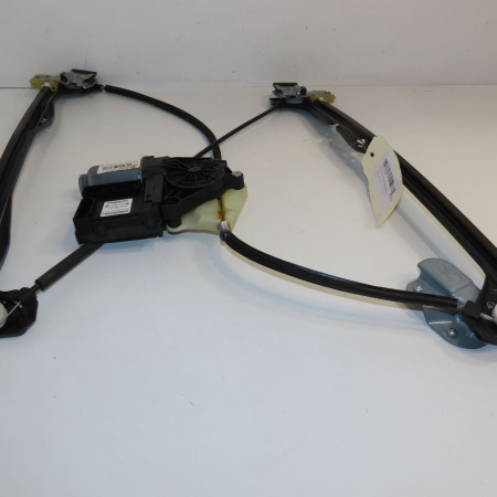 Mecanisme + moteur lève-glace avant droit occasion VOLKSWAGEN CADDY III Phase 1 03-2004->07-2010 1.9 TDI 105ch 2K1837730L