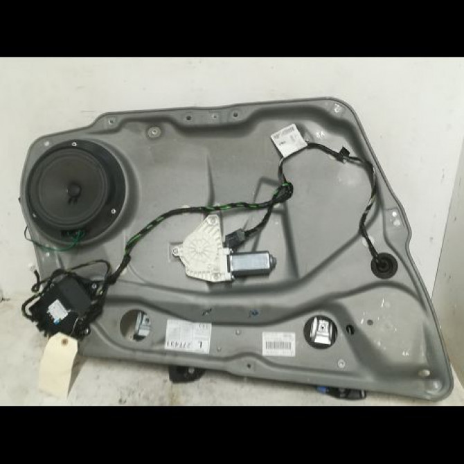 Mecanisme+moteur leve-glace avg occasion MERCEDES CLASSE B I Phase 1 06-2005->04-2008 B200CDI 140ch 2