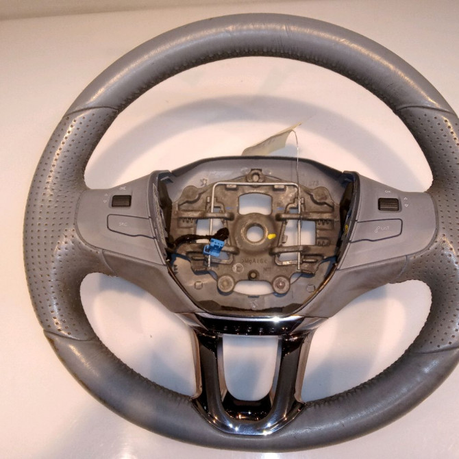 Volant de direction occasion PEUGEOT 208 208 Phase 1 2012-03-01->2015-09-30 1.6 VTI 120ch 96739507MA 1