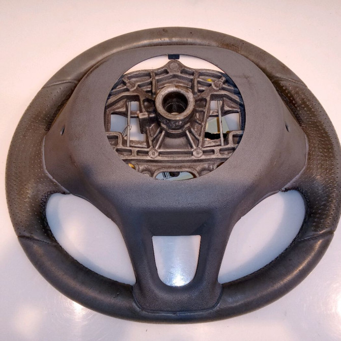 Volant de direction occasion PEUGEOT 208 208 Phase 1 2012-03-01->2015-09-30 1.6 VTI 120ch 96739507MA 2