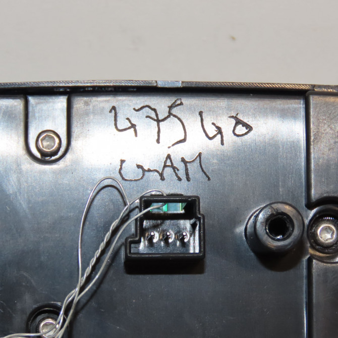 Commande lève-glace porte avant gauche occasion MERCEDES CLASSE B I Phase 1 06-2005->04-2008 B200CDI 140ch 3