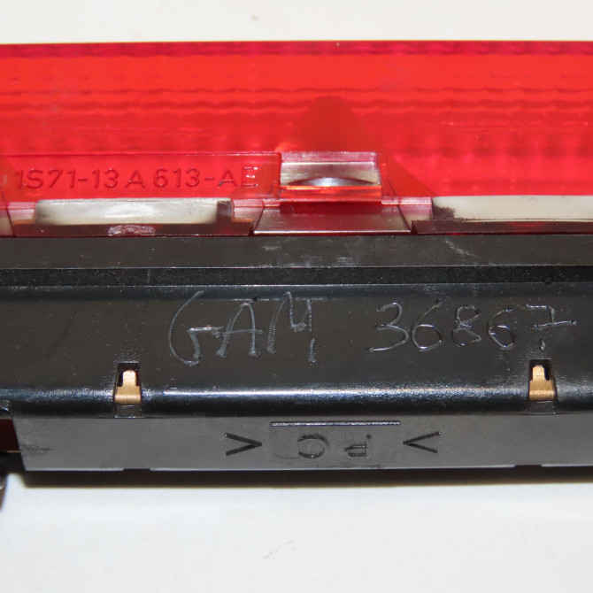 Feux stop supplementaire occasion FORD MONDEO II Phase 1 09-2000->06-2007 2.0 TDCI 115ch 1151768 4