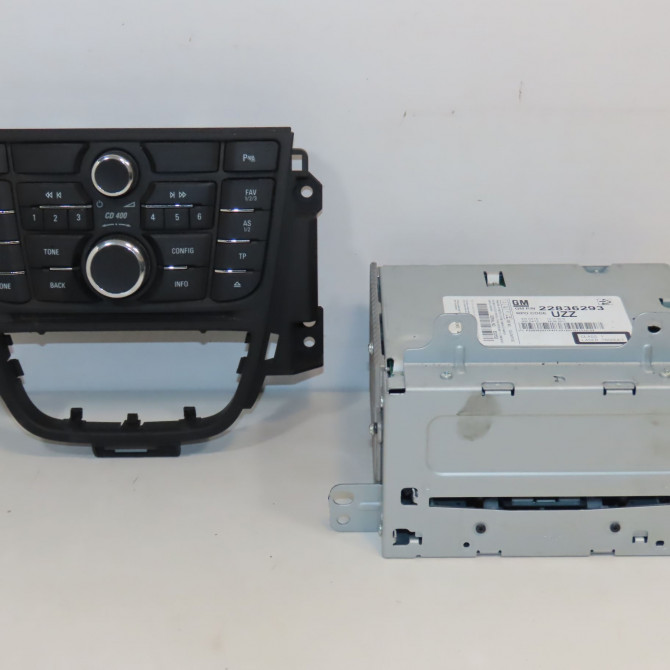 Autoradio occasion OPEL ASTRA IV 84046061 1