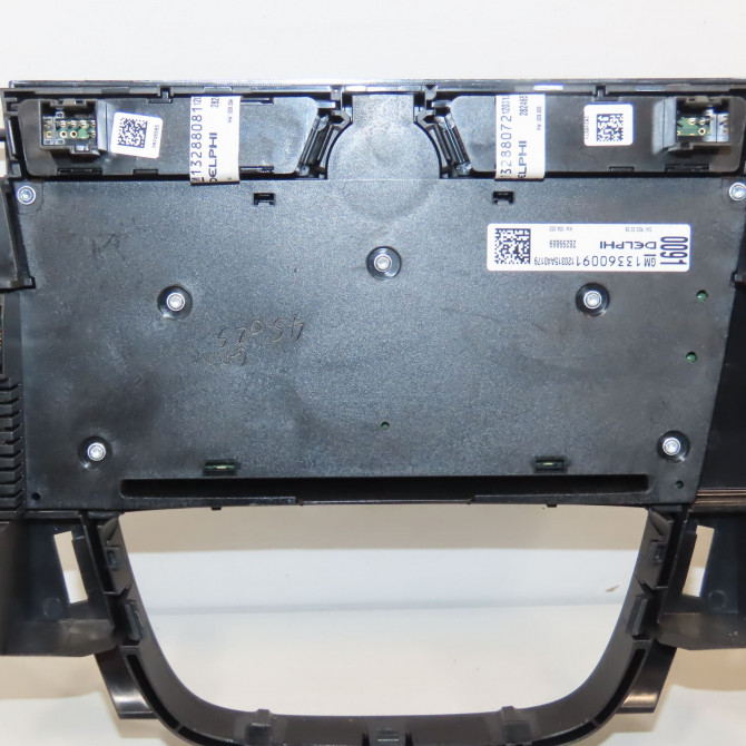 Autoradio occasion OPEL ASTRA IV 84046061 2