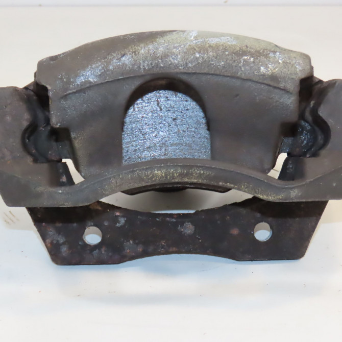 Etrier de frein avant gauche occasion FORD MONDEO II Phase 1 09-2000->06-2007 2.0 TDCI 130ch 2218067 3