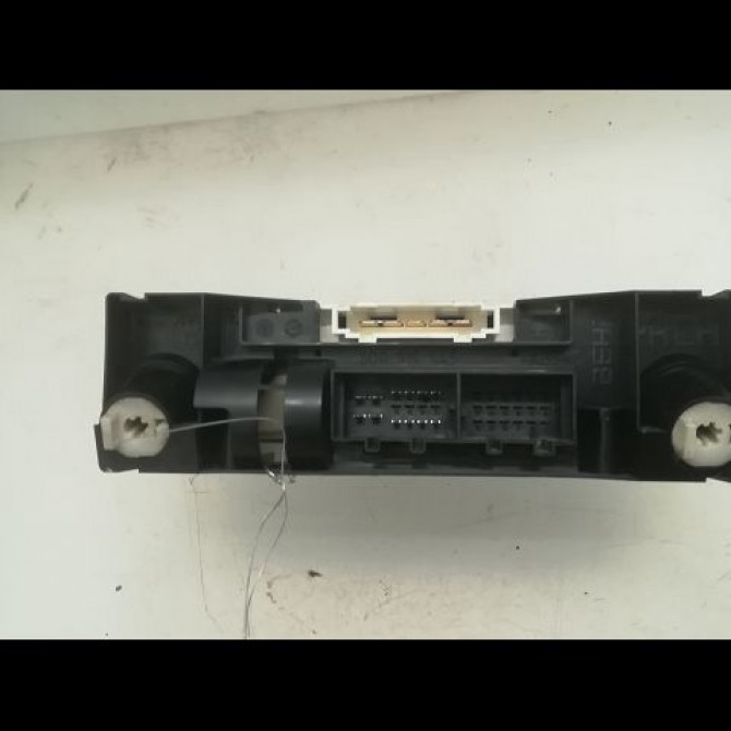 Commande de chauffage occasion SEAT IBIZA IV Phase 1 05-2008->01-2012 1.4 TDI 80ch 6J0820043DNEE 2