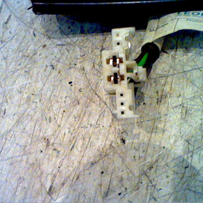 Mecanisme + moteur lève-glace avant droit occasion MERCEDES CLASSE C II Phase 1 05-2000->03-2004 2037201646 4