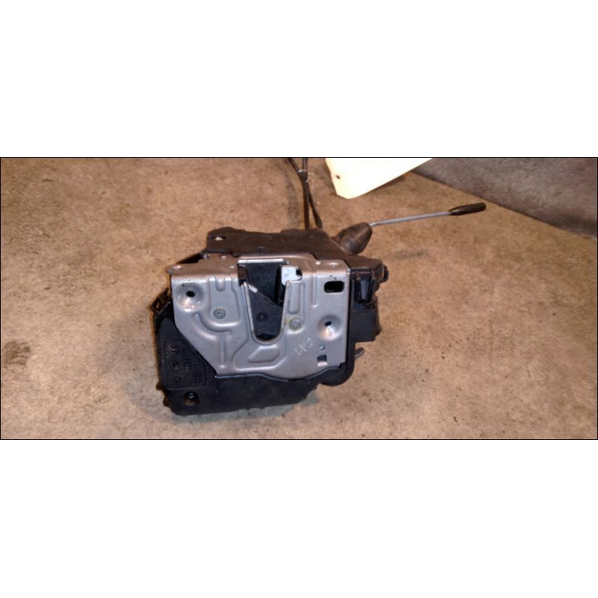 Serrure porte avd occasion MERCEDES CLASSE CLK II Phase 1 05-2002->12-2009 270 CDI 2097201435 3