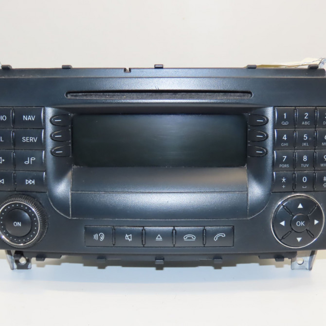 Autoradio occasion MERCEDES CLASSE CLK II Phase 1 05-2002->12-2009 270 CDI 2098203789 1