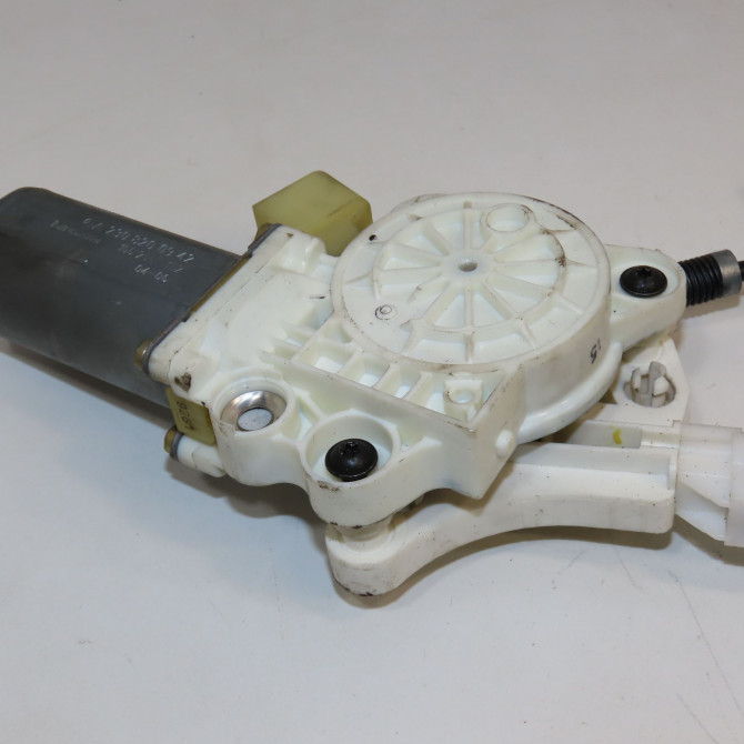Mecanisme + moteur lève-glace avant droit occasion MERCEDES CLASSE CLK II Phase 1 05-2002->12-2009 270 CDI 2097200846 2