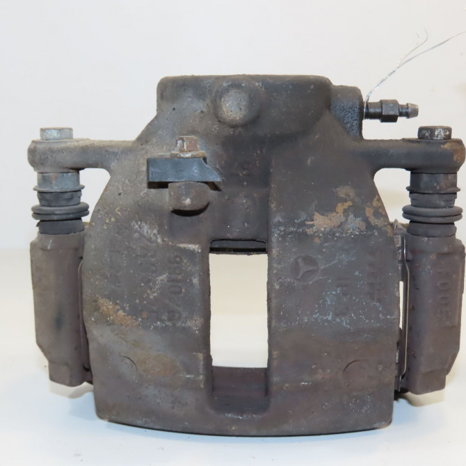 Etrier de frein avant droit occasion MERCEDES CLASSE B I Phase 1 06-2005->04-2008 B200CDI 140ch 1694200283 1