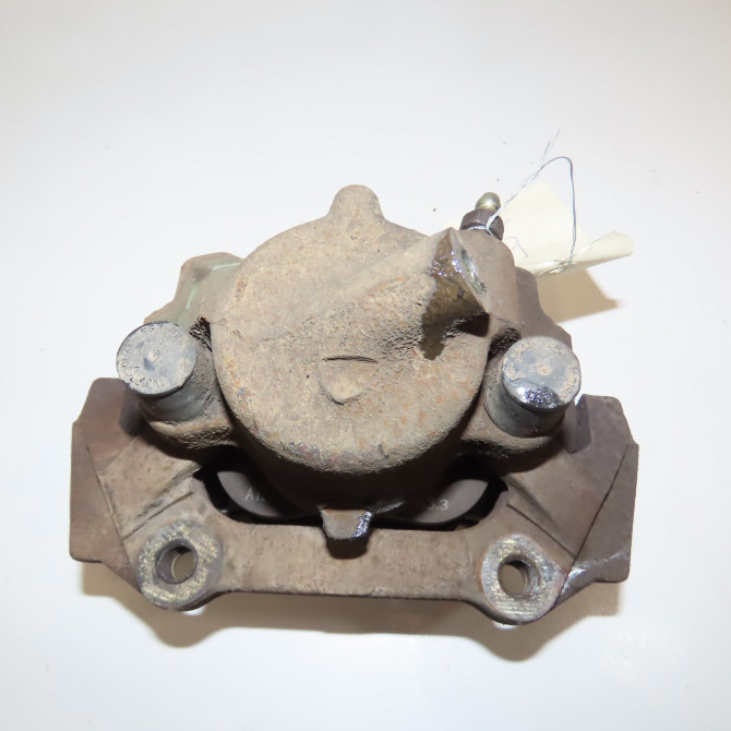 Etrier de frein avant droit occasion VOLVO V70 I Phase 2 02-2000->06-2004 2.5 D 140ch 8666109 2