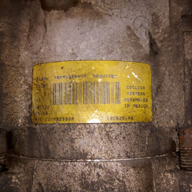 Compresseur air conditionne occasion FORD FIESTA IV Phase 2 09-1999->09-2002 1.3i 1828202 4