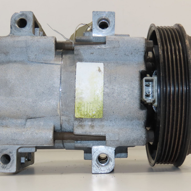 Compresseur air conditionne occasion FORD FIESTA IV Phase 2 09-1999->09-2002 1.3i 1828202 3
