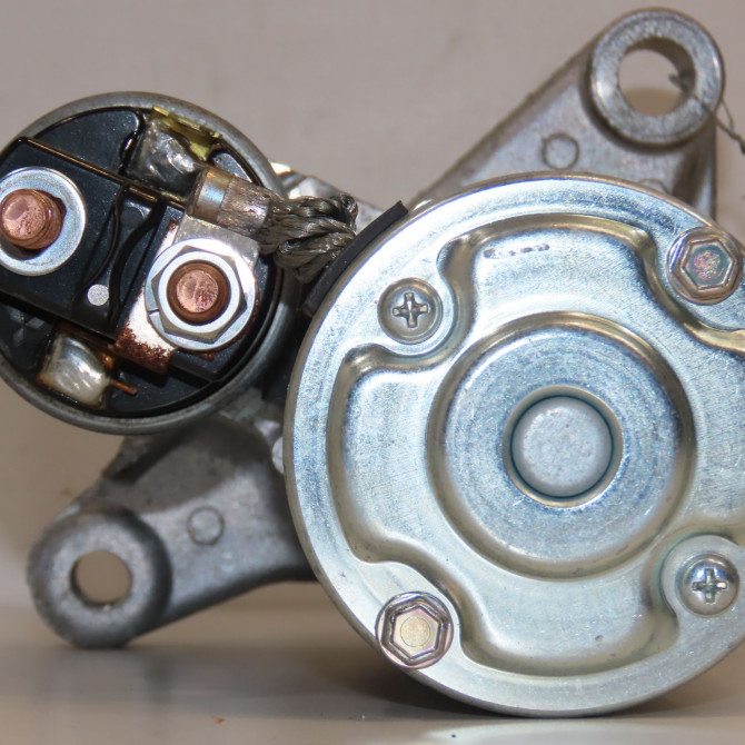 Démarreur occasion MAZDA S80118400 4