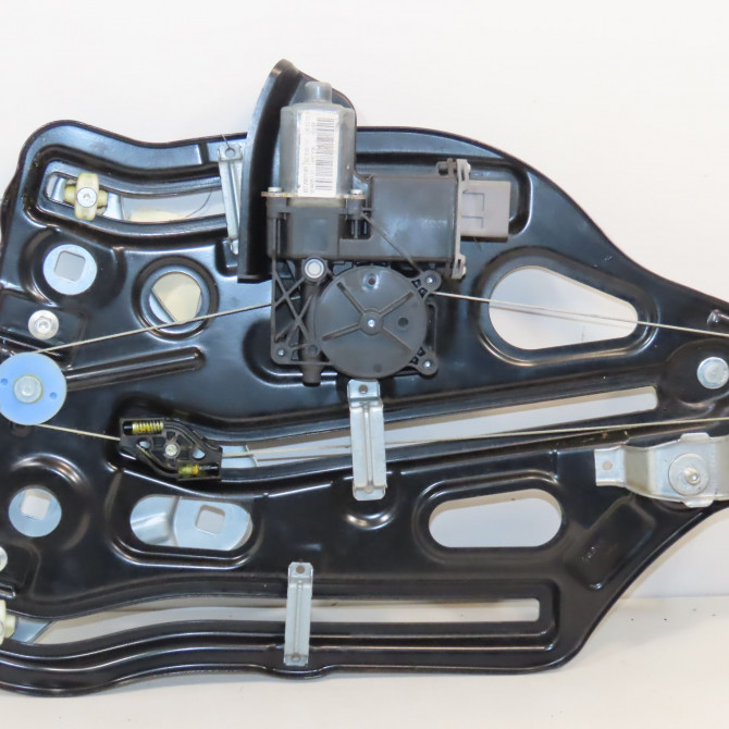 Mecanisme+moteur leve-glace ard occasion RENAULT MEGANE III Phase 1 11-2008->01-2012 1.9 DCI 130ch 827201508R 2