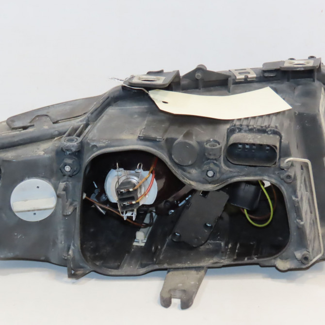 Phare gauche occasion AUDI A4 II Phase 1 01-2001->11-2004 2