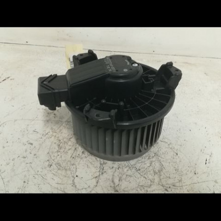 Ventilateur de chauffage occasion TOYOTA YARIS II Phase 1 12-2005->11-2009 1.4 D-4D