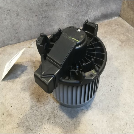 Ventilateur de chauffage occasion TOYOTA YARIS II Phase 1 12-2005->11-2009 1.0 VVTI