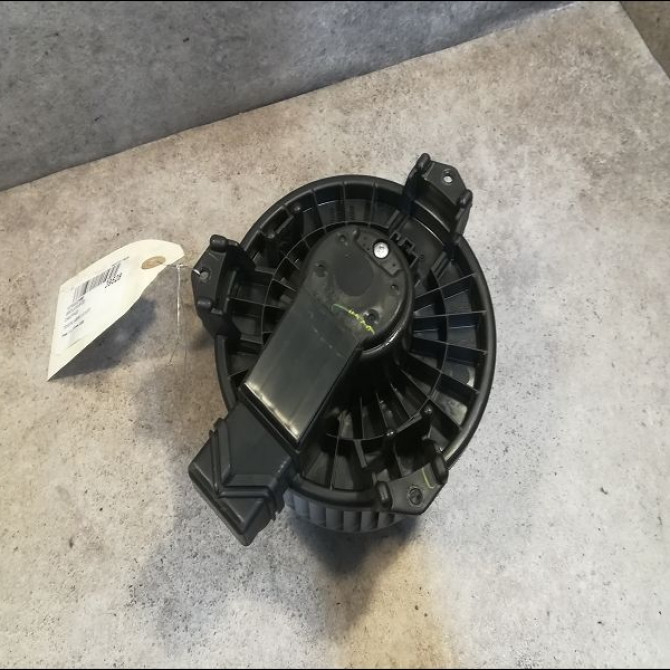 Ventilateur de chauffage occasion TOYOTA YARIS II Phase 1 12-2005->11-2009 1.0 VVTI 2