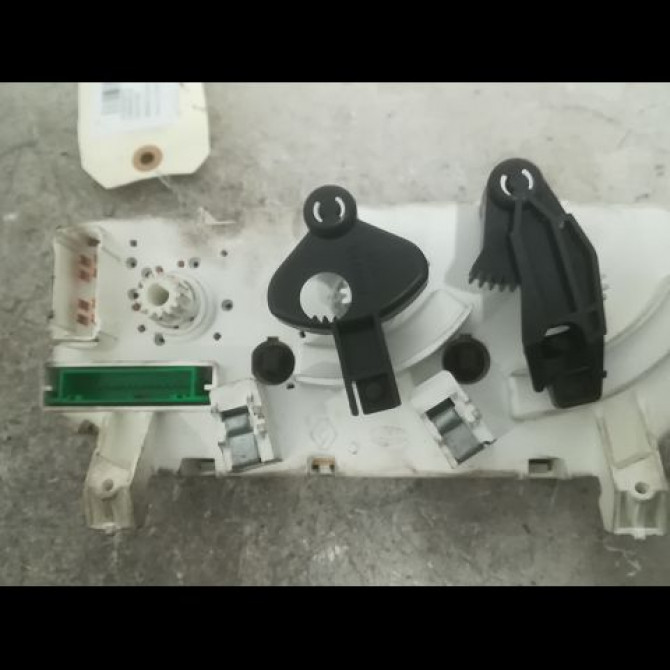 Commande de chauffage occasion RENAULT CLIO II Phase 1 03-1998->06-2001 1.4 16v 2