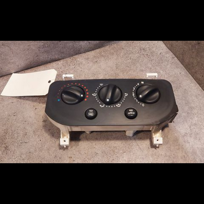 Commande de chauffage occasion RENAULT CLIO II Phase 1 03-1998->06-2001 1.4i 8v 75ch 1