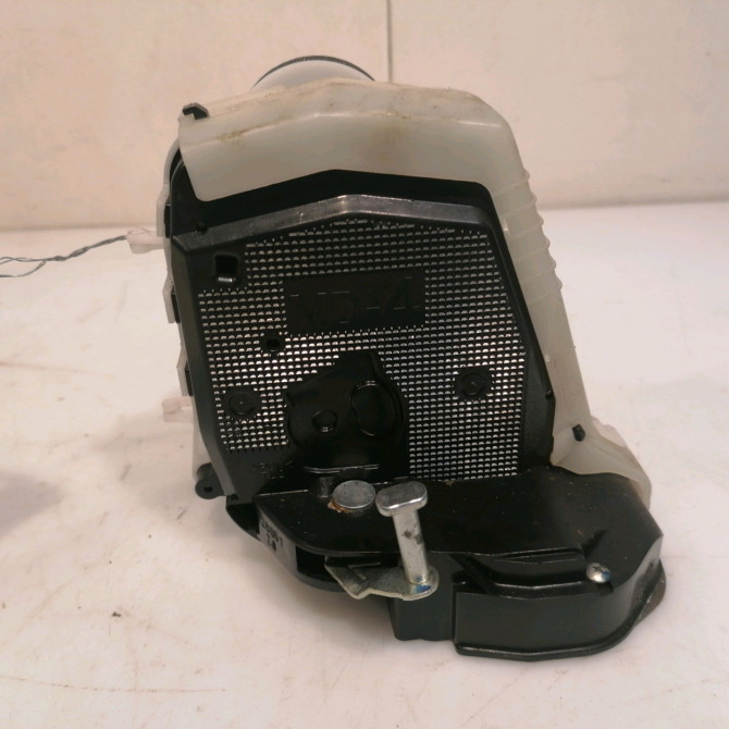 Serrure porte arg occasion TOYOTA YARIS II Phase 2 01-2009->05-2011 690600D060 1