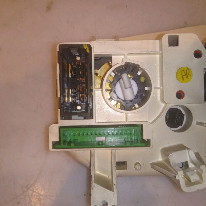 Commande de chauffage occasion RENAULT CLIO II Phase 1 03-1998->06-2001 1.2 7701047547 3