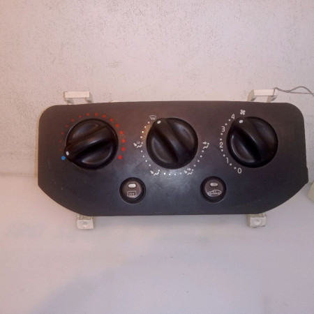 Commande de chauffage occasion RENAULT CLIO II Phase 1 03-1998->06-2001 1.9 D 7701047548