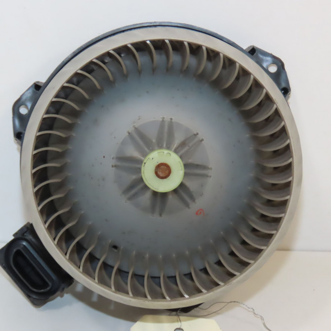 Ventilateur de chauffage occasion TOYOTA YARIS II Phase 1 12-2005->11-2009 1.3 VVT-i 2