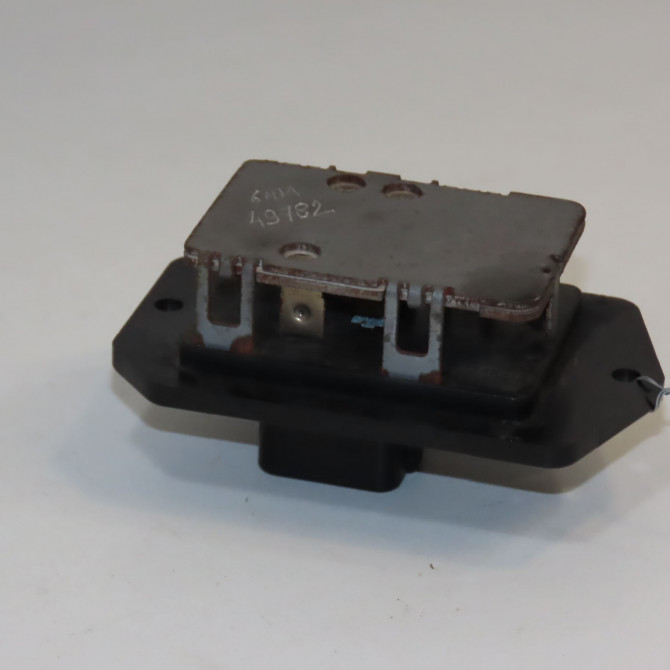 Resistance de chauffage occasion TOYOTA YARIS II Phase 1 12-2005->11-2009 1.3 VVT-i 871380K090 1