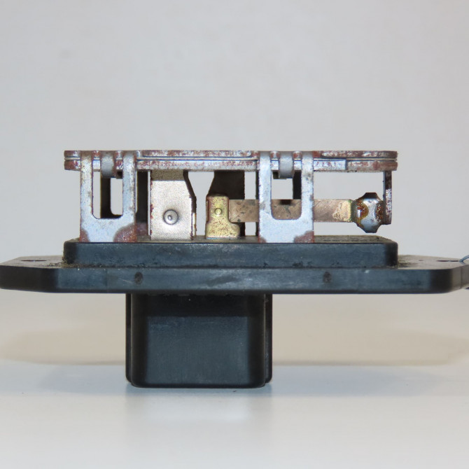 Resistance de chauffage occasion TOYOTA YARIS II Phase 1 12-2005->11-2009 1.3 VVT-i 871380K090 2