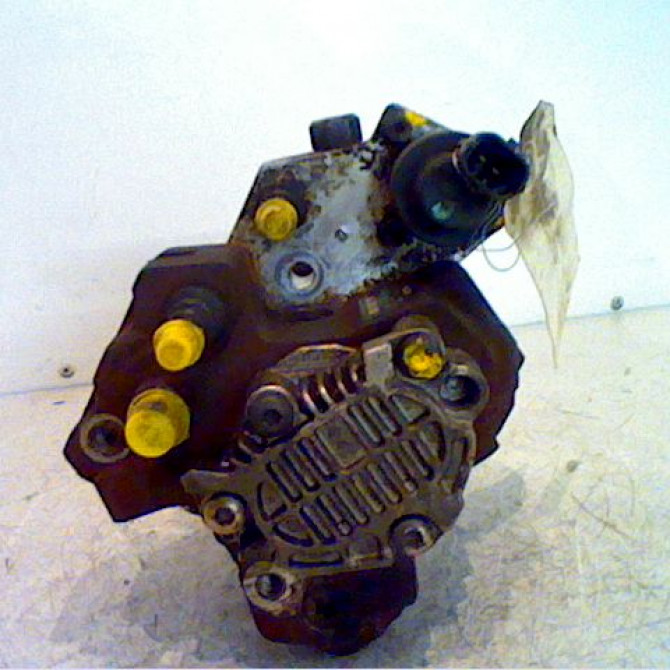 Pompe hp occasion RENAULT MEGANE II Phase 1 09-2003->12-2005 8200108225 2