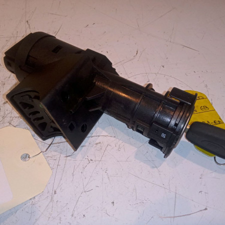 Antivol de direction occasion FIAT 500 II 500 II Phase 1 2007-07-01->2016-03-31 1.2i 69ch 52180852