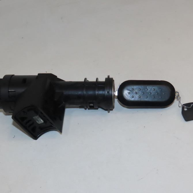 Antivol de direction occasion FIAT 500 II 500 II Phase 1 2007-07-01->2016-03-31 1.2i 69ch 52180852 1