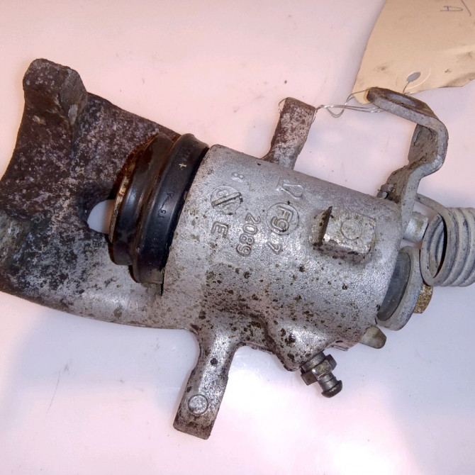 Etrier de frein arrière droit occasion OPEL ZAFIRA II Phase 2 01-2008->12-2014 1.9 CDTI 100ch 93183697 2