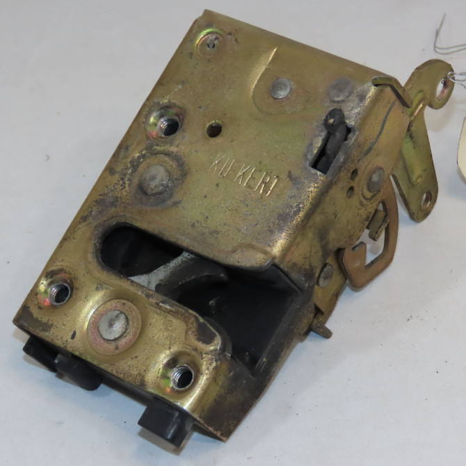 Serrure porte arg occasion PEUGEOT 205 Phase 1 03-1983->07-1987 1.1i 50ch 913729 1