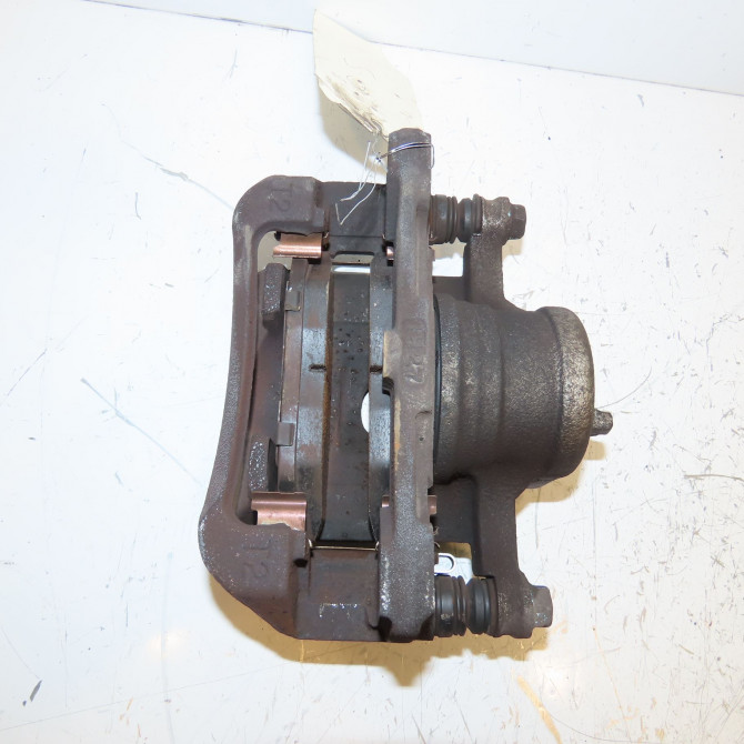 Etrier de frein avant droit occasion CHEVROLET SPARK Phase 1 01-2010->09-2012 1.0i 16v 68ch 42371125 4