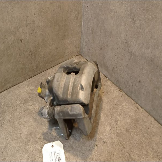 Etrier de frein avant droit occasion PEUGEOT 308 II 308 II Phase 2 2017-04-01-> 1.2i PureTech 130ch 1610428280 1