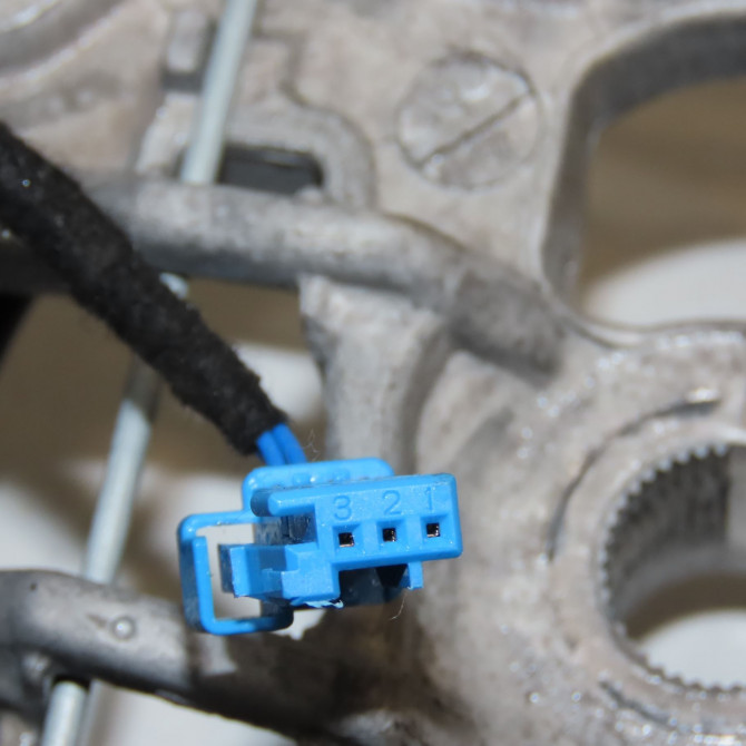 Volant de direction occasion PEUGEOT 308 II Phase 1 04-1995->04-1999 1.2 PureTech 110ch 96785124ZD 4